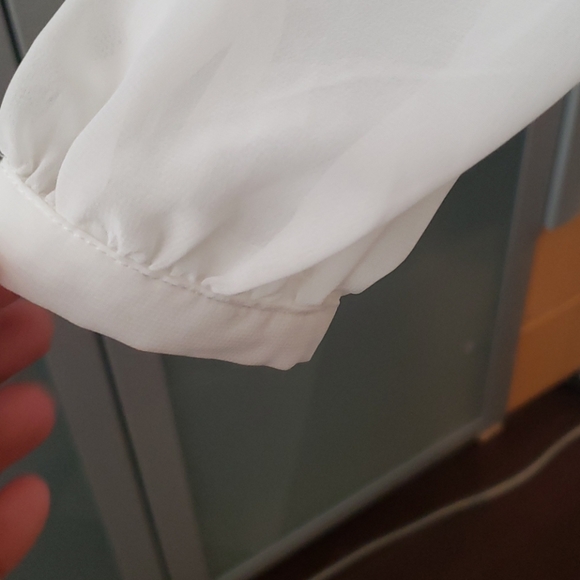 Womens blouse - Picture 3 of 3